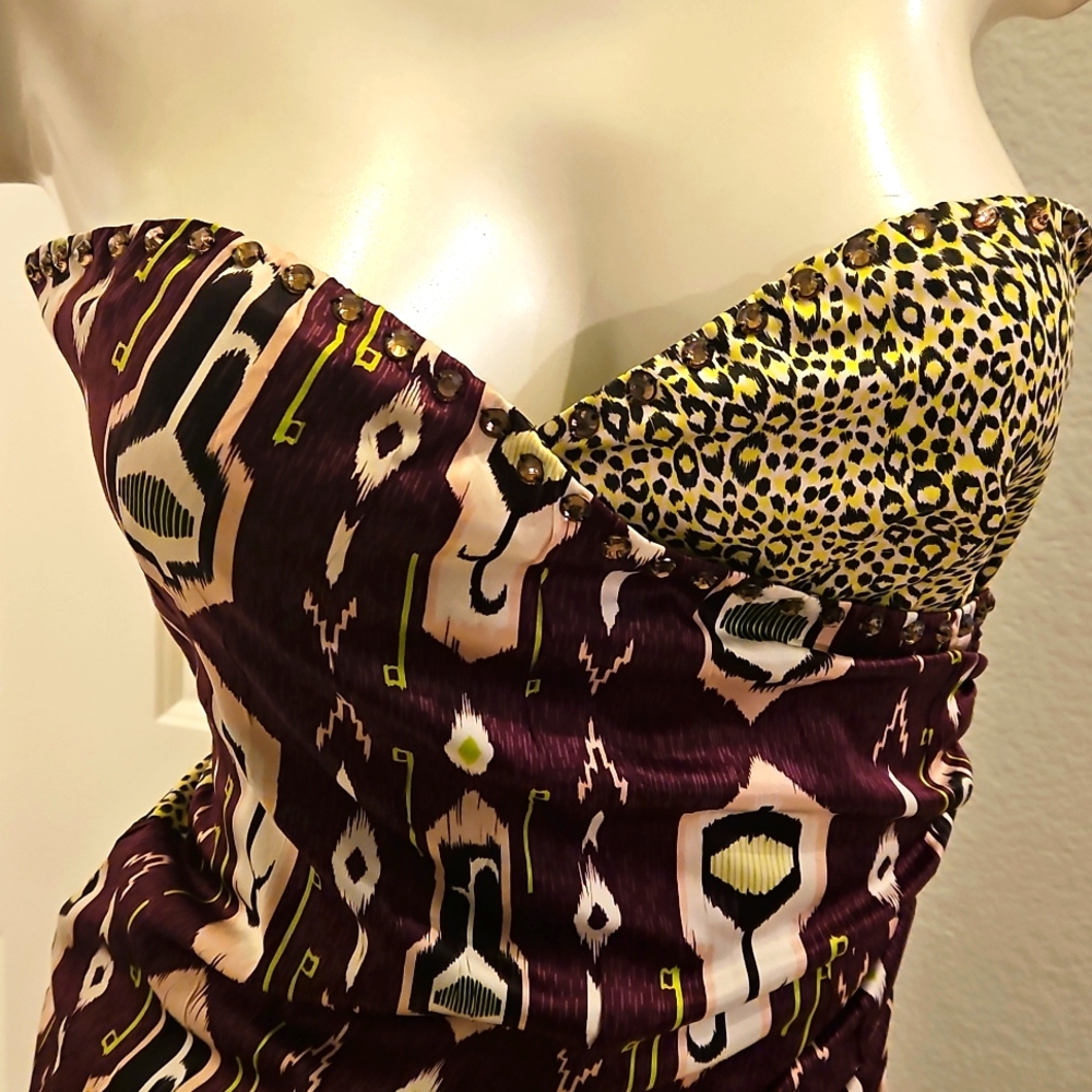 Stylish Strapless Patterned Dress - image 2